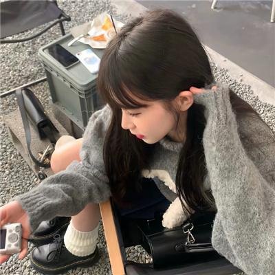 新生代小生素颜现身菜市场，前后半年内幕曝光，好友出面澄清