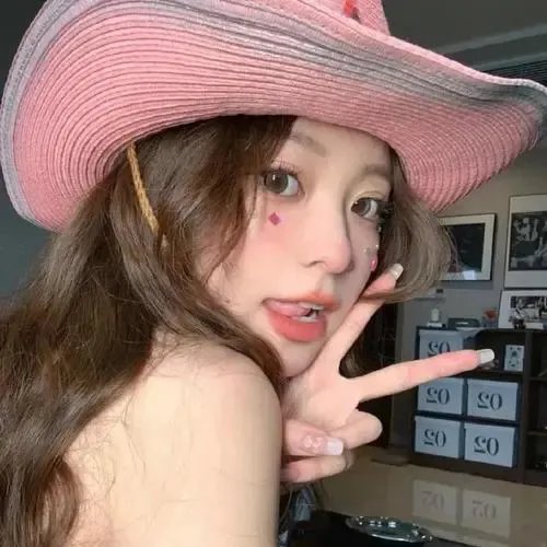 天王之女学历造假，一夜之间内幕曝光，人设崩塌